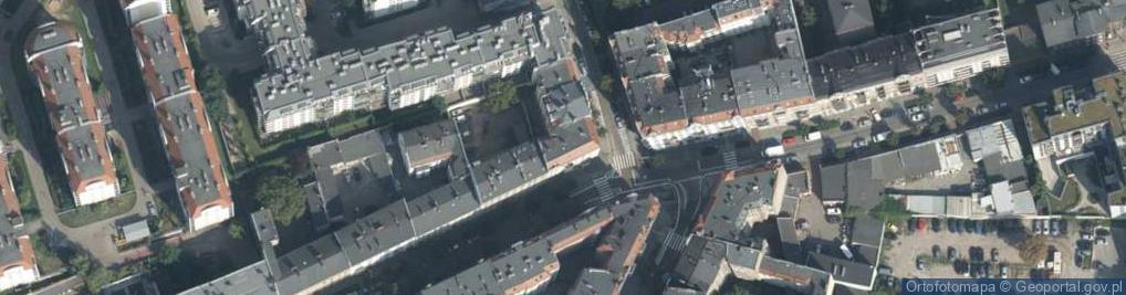 Zdjęcie satelitarne Krystian Rennert Remax