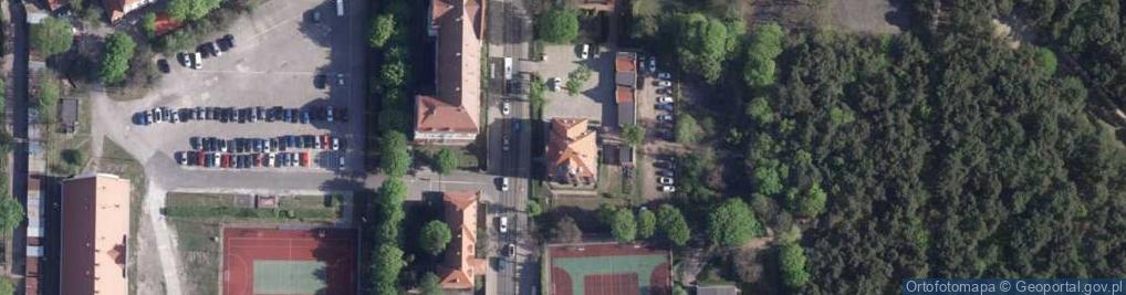 Zdjęcie satelitarne Kujawsko Pomorskie Centrum Edukacji Nauczycieli w Toruniu