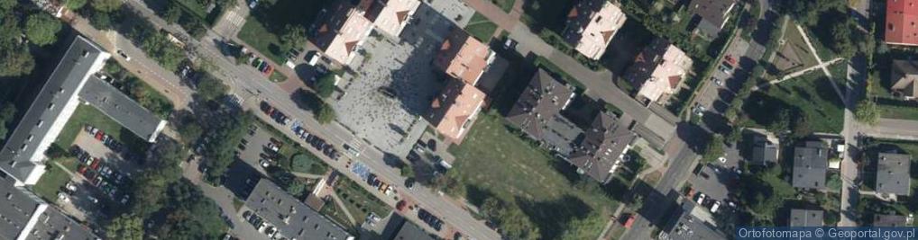 Zdjęcie satelitarne Le Thi Thu Thuy