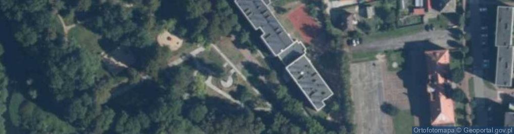 Zdjęcie satelitarne Liceum Profilowane w Karlinie