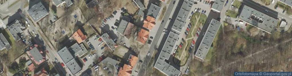 Zdjęcie satelitarne Longshadow House