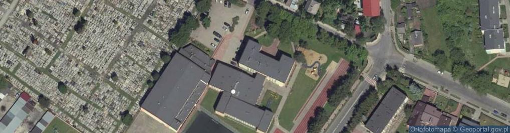Zdjęcie satelitarne Ludowo-Uczniowski Klub Sportowy przy Szkole Podstawowej nr 1 w Krasnymstawie
