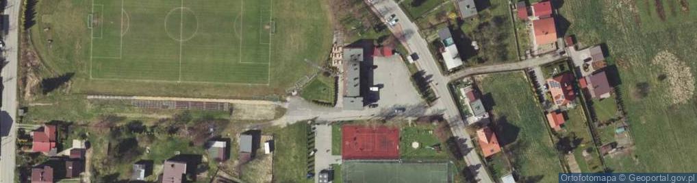 Zdjęcie satelitarne Ludowy Klub Sportowy Iskra w Brzezince
