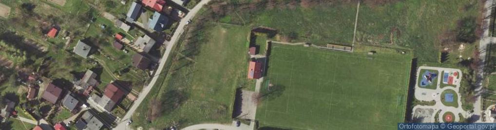 Zdjęcie satelitarne Ludowy Klub Sportowy w Bobrku