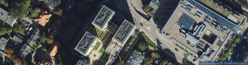 Zdjęcie satelitarne Lukas Haraslin