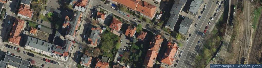 Zdjęcie satelitarne Maksymilian Bukowian Makro-Serwisprzedsiębiorstwo Usługowo-Handlowe