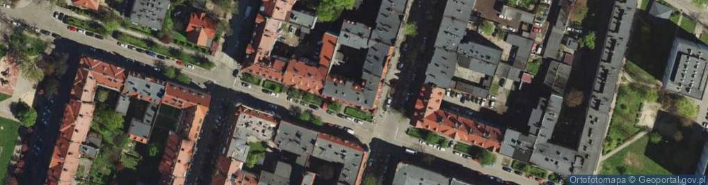 Zdjęcie satelitarne Mecen Tomasz Michalski Ireneusz Cieślik Grzegorz Nowak