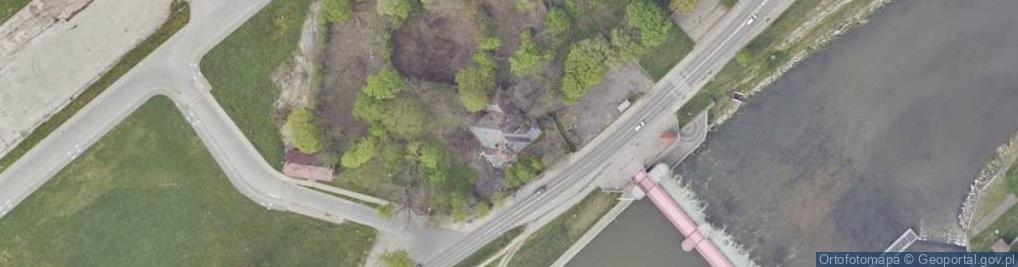 Zdjęcie satelitarne Mechanika Pojazdowa Kon Tir Piotr Komar Norbert Czarnecki