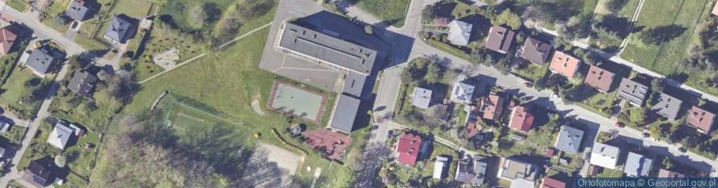 Zdjęcie satelitarne Miejski Zespół Szkół nr 8 w Krośnie