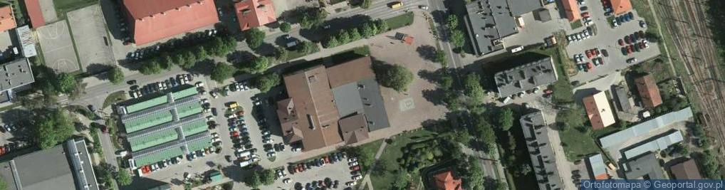 Zdjęcie satelitarne Miejskie Centrum Kultury w Leżajsku