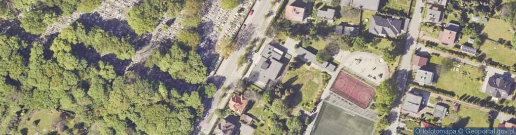 Zdjęcie satelitarne Młodzieżowy Dom Kultury nr 2 w Tarnowskich Górach