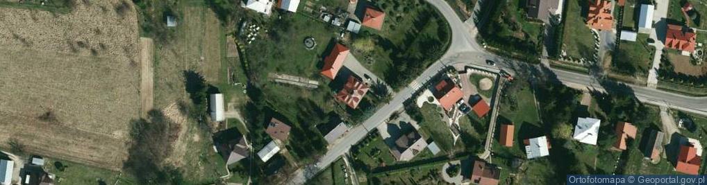 Zdjęcie satelitarne Naftchem Andrzej Płocic - Doradztwo i Pośrednictwo Handlowe