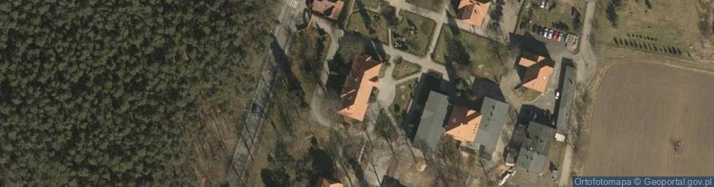 Zdjęcie satelitarne Nauczycielski Dom