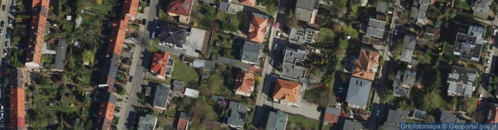 Zdjęcie satelitarne New Line Apartments w Likwidacji