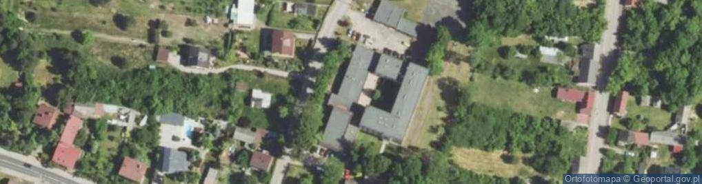 Zdjęcie satelitarne Niepubliczne Liceum Ogólnokształcące Dla Dorosłych w Janowie