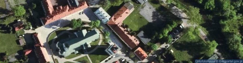 Zdjęcie satelitarne Niepubliczne Uzupełniające Liceum Ogólnokształcące Dla Dorosłych w Pułtusku