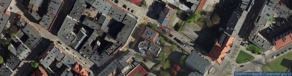 Zdjęcie satelitarne Niepubliczny Zakład Opieki Zdrowotnej Lecznica Dzieci i Dorosłych Szpital im i Mościckiego H Kawalski i M Moś
