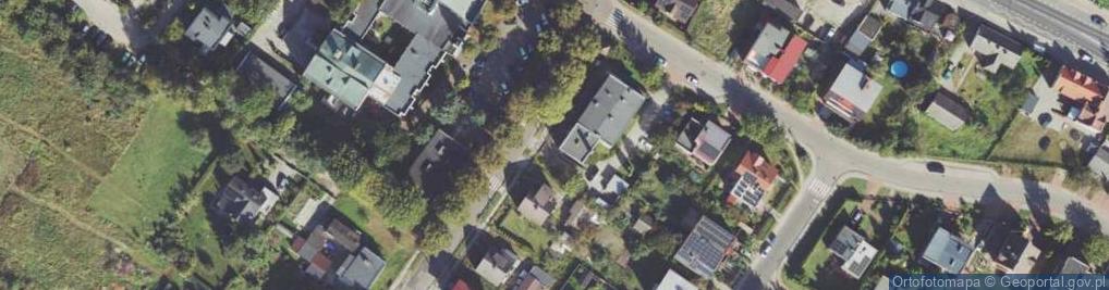 Zdjęcie satelitarne Niepubliczny Zakład Opieki Zdrowotnej Medyk P Chrostowski R Słapczyńska w Żymierski