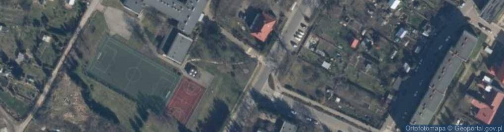 Zdjęcie satelitarne Niepubliczny Zoz Pielęgniarstwo w Środowisku Nauczania i Wychowania w Łobzie