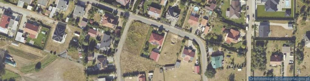 Zdjęcie satelitarne Optimum Jacek Kamiński Mirosław Kujawa
