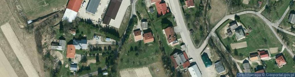 Zdjęcie satelitarne OSP w Lubatowej