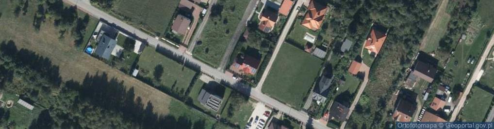 Zdjęcie satelitarne Ośrodek Jazdy Konnej i Hipoterapii Angelika w Cedzynie K Kielc