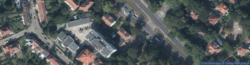 Zdjęcie satelitarne P H Rainbow