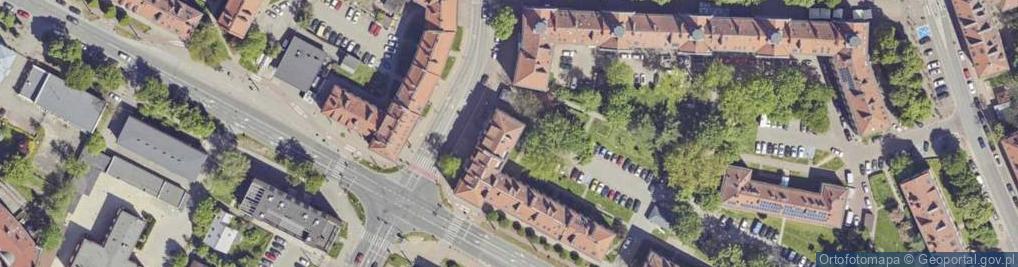 Zdjęcie satelitarne P U Emi