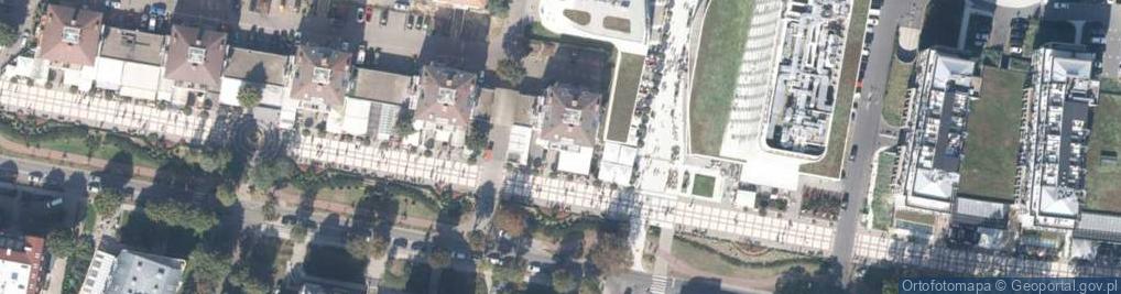 Zdjęcie satelitarne Paninoteka Magdalena Mazur Flavio Baldi