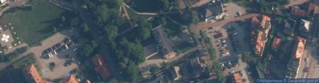 Zdjęcie satelitarne Państwowa Szkoła Muzyczna i Stopnia im Ignacego Paderewskiego w Kartuzach