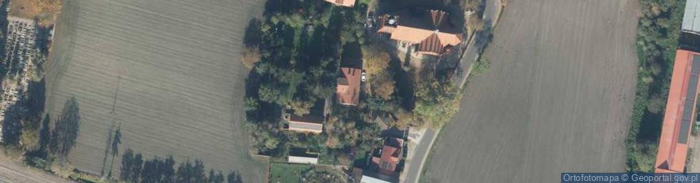 Zdjęcie satelitarne Parafia Rzym.-Kat.pw.Świętych Apostołów Piotra i Pawła