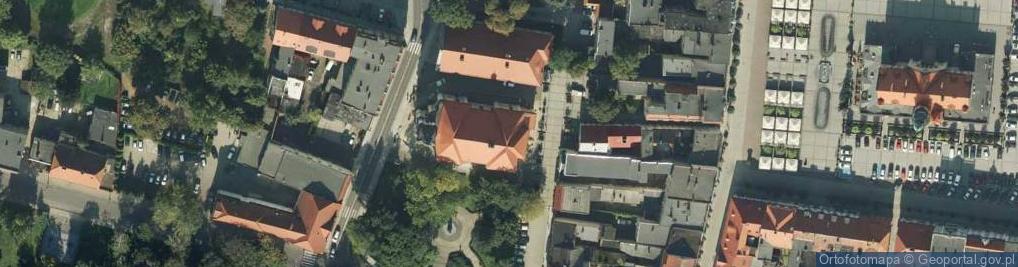 Zdjęcie satelitarne Parafia Rzym.-Kat.pw.Świętych Apostołów Piotra i Pawła
