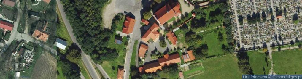 Zdjęcie satelitarne Parafia Rzymsko-Katolicka pw.Świętego Bartłomieja Apostoła