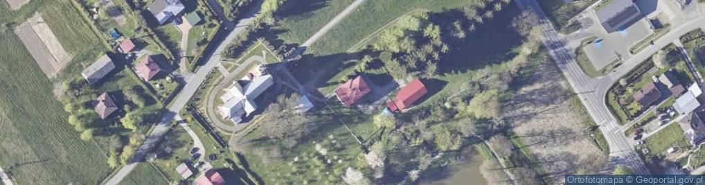 Zdjęcie satelitarne Parafia Rzymskokatolicka pw.św.Jana Kantego w Ustrobnej