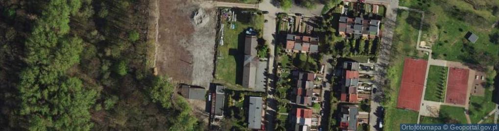 Zdjęcie satelitarne Park-Dom