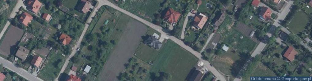 Zdjęcie satelitarne piotrkaminski.pl