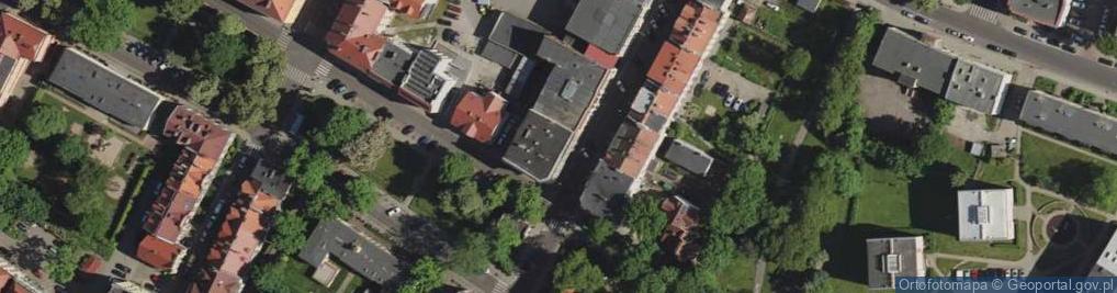 Zdjęcie satelitarne "Piramida Ciuchów" J.Kowalska, B-C