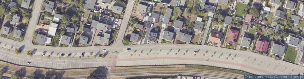Zdjęcie satelitarne Podłogi, Schody Drewniane Paweł Burmistrzak