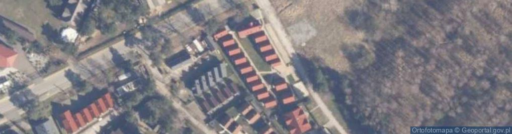 Zdjęcie satelitarne Pole Namiotowe Sklep