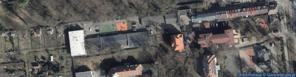 Zdjęcie satelitarne Polsko Amerykańskie Szkoły Prywatne