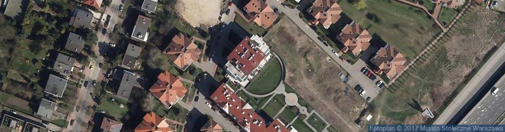 Zdjęcie satelitarne Pośrednictwo-Usługi