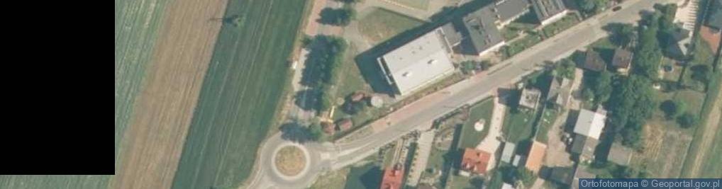 Zdjęcie satelitarne Powiatowe Centrum Kulturalno Rekreacyjne we Włoszczowie