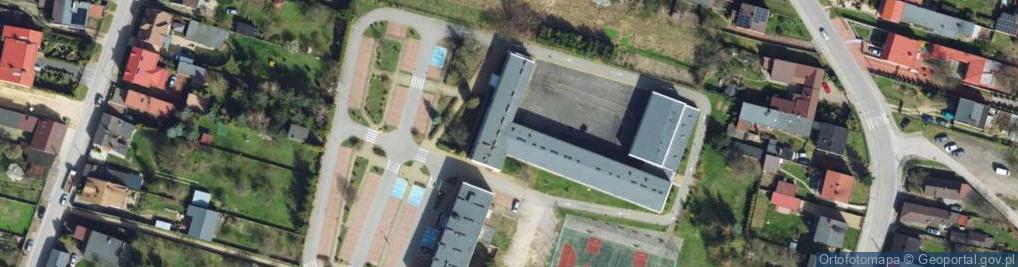 Zdjęcie satelitarne Powiatowe Centrum Pomocy Rodzinie w Kłobucku