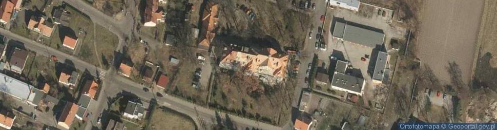 Zdjęcie satelitarne Powiatowy Ośrodek Wsparcia Dla Osób Niepełnosprawnych-Środowiskowy Dom Samopomocy w Wołowie