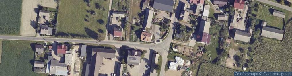 Zdjęcie satelitarne Przecieranie Drewna Handel Okrężny Dąbrowa