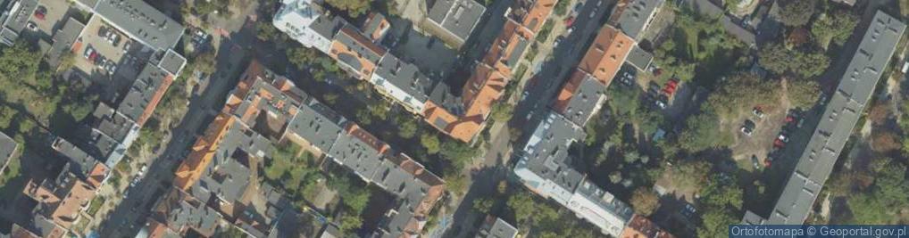 Zdjęcie satelitarne Przedsiębiorstwo Handlowo Usługowe