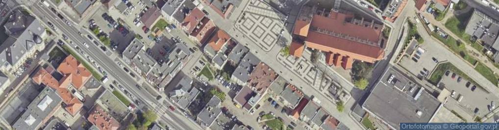Zdjęcie satelitarne Przedsiębiorstwo Handlowo Usługowe