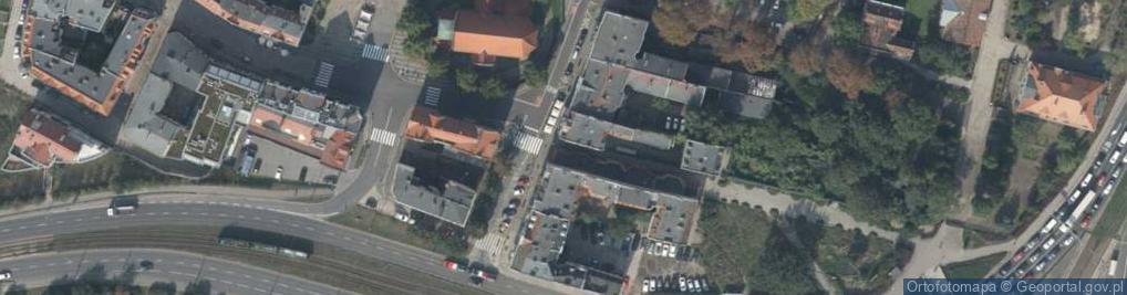 Zdjęcie satelitarne Przedsiębiorstwo Handlowo Usługowe