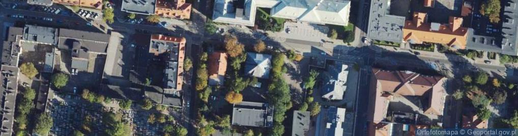 Zdjęcie satelitarne Przedsiębiorstwo Ocen i Inżynierii Środowiska Sozoprojekt