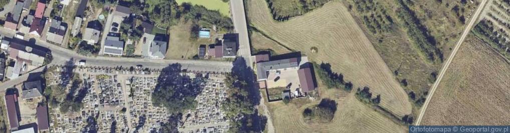 Zdjęcie satelitarne Przedsiębiorstwo - Produkcyjno - Handlowo - Usługowe Znicz - Kwiat